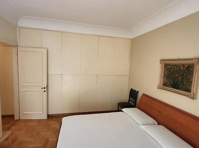Apartment Legio Decima Rom